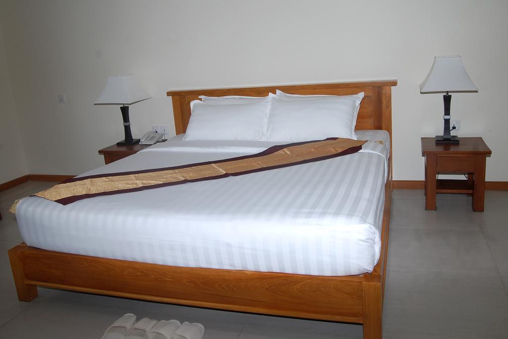 Man Myanmar Hotel Naypyidaw Buitenkant foto