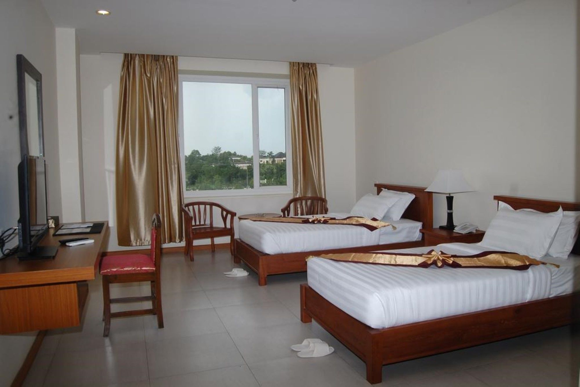 Man Myanmar Hotel Naypyidaw Buitenkant foto