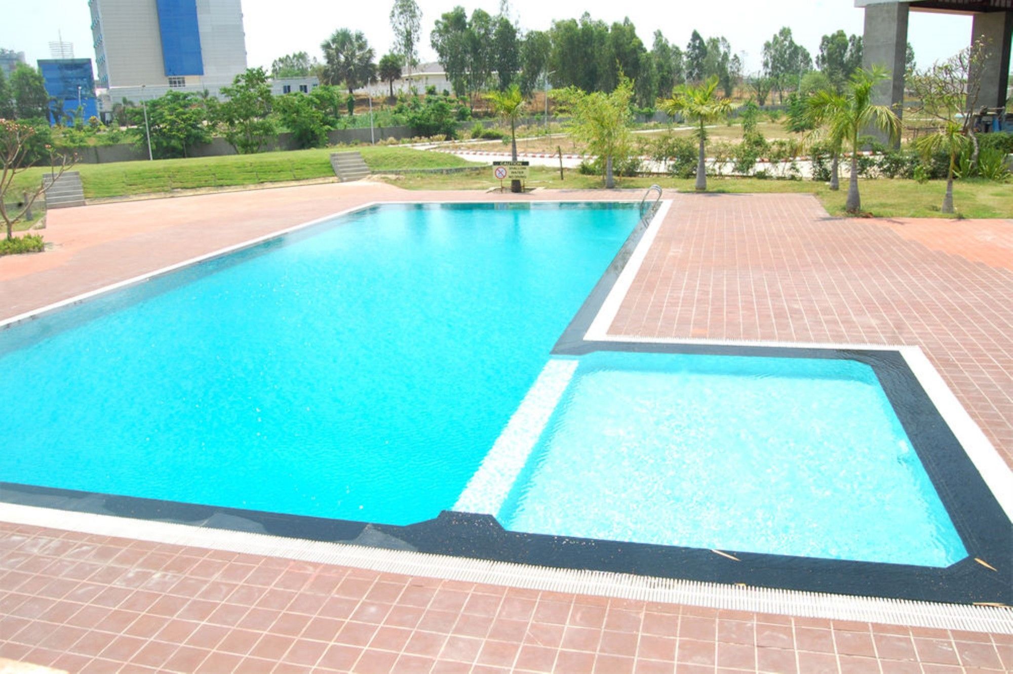 Man Myanmar Hotel Naypyidaw Buitenkant foto